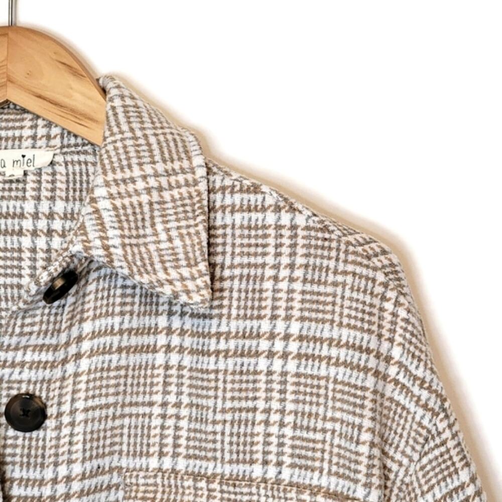 La Miel Plaid Button Front Shacket Shirt Tan Cream Cozy Fall S - Picture 4 of 12